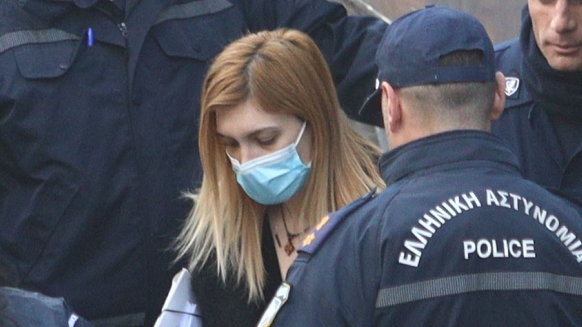 Δικηγόρος Ρούλας Πισπιρίγκου: «Υποφέρει από Ερυθηματώδη Λύκο και Έχει Χάσει πάνω από 30 Κιλά»