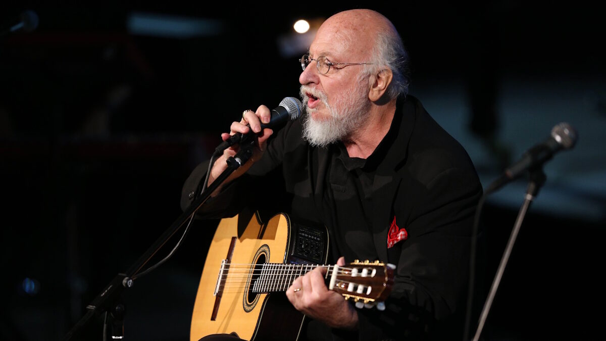 Διονύσης Σαββόπουλος: Αποχαιρετώντας τον ποιητή της ελληνικής μουσικής