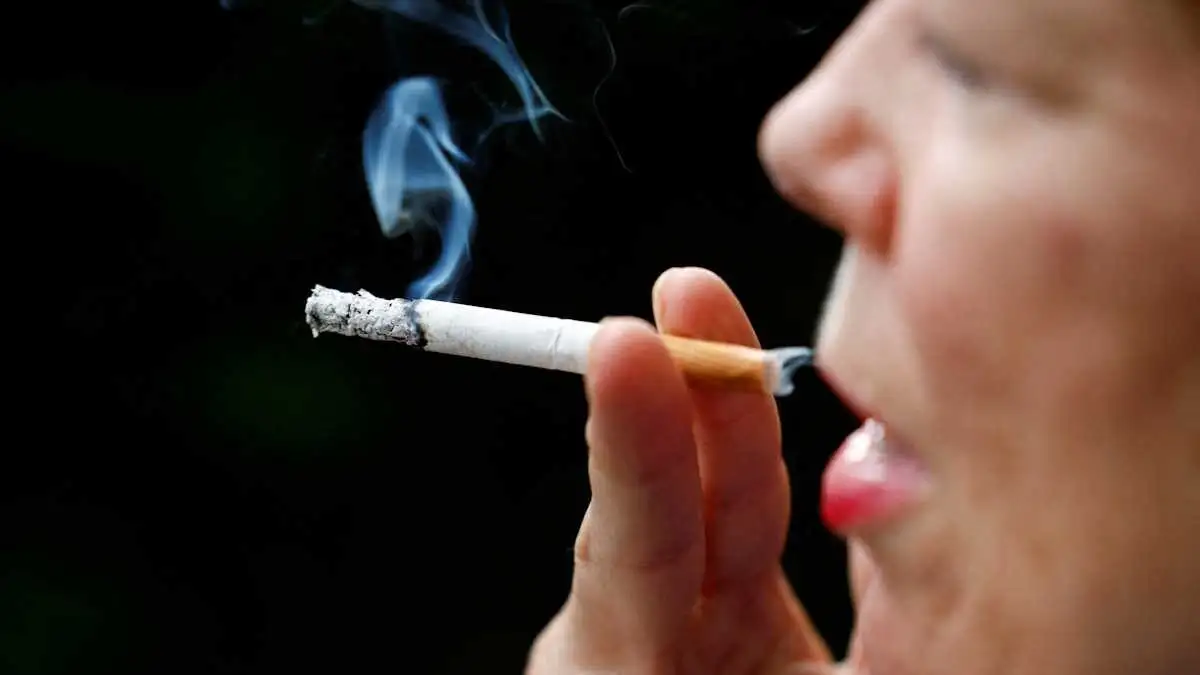 Αναπροσαρμογή Τιμών στα Τσιγάρα από την Ε.Ε.: Στο Τραπέζι Αυξήσεις Άνω των 7 Ευρώ)