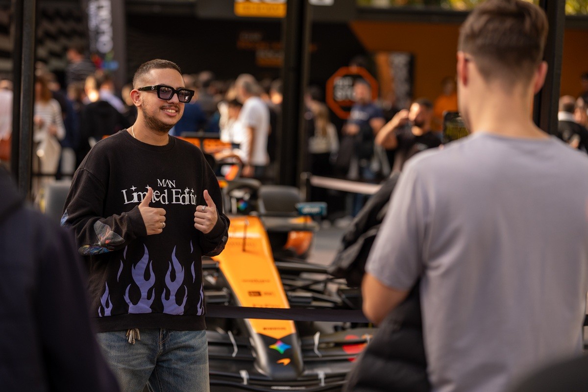 Η Πάτρα στο ρυθμό της Formula 1 – Showcar McLaren και προσομοιωτές στην πλατεία Γεωργίου