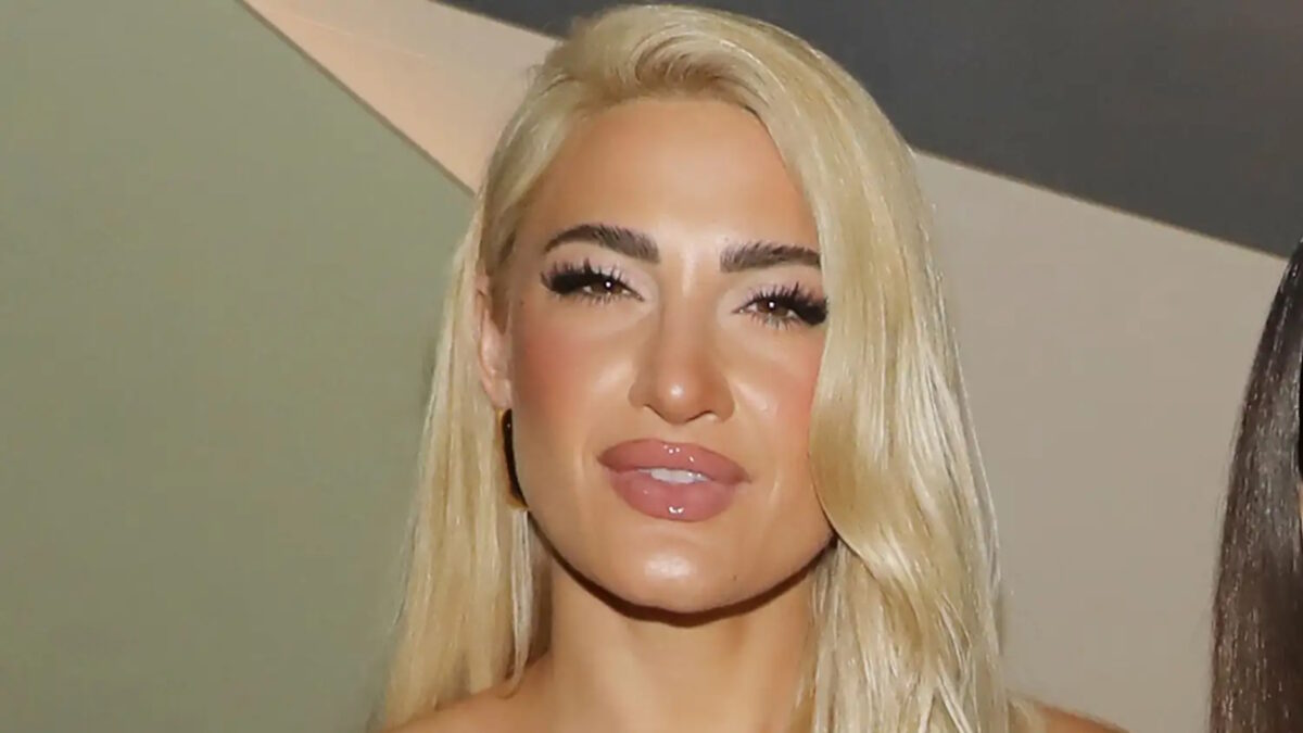 Ιωάννα Τούνη: Πρώτη φορά νονά στη Μύκονο – Οι πρώτες εικόνες από τη βάφτιση