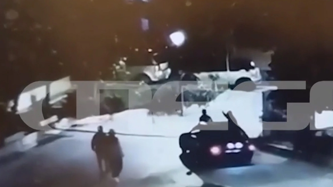 Αναστάτωση στην Πετρούπολη: Συμμορία 20–25 ανηλίκων καίει κάδους και προκαλεί φασαρίες