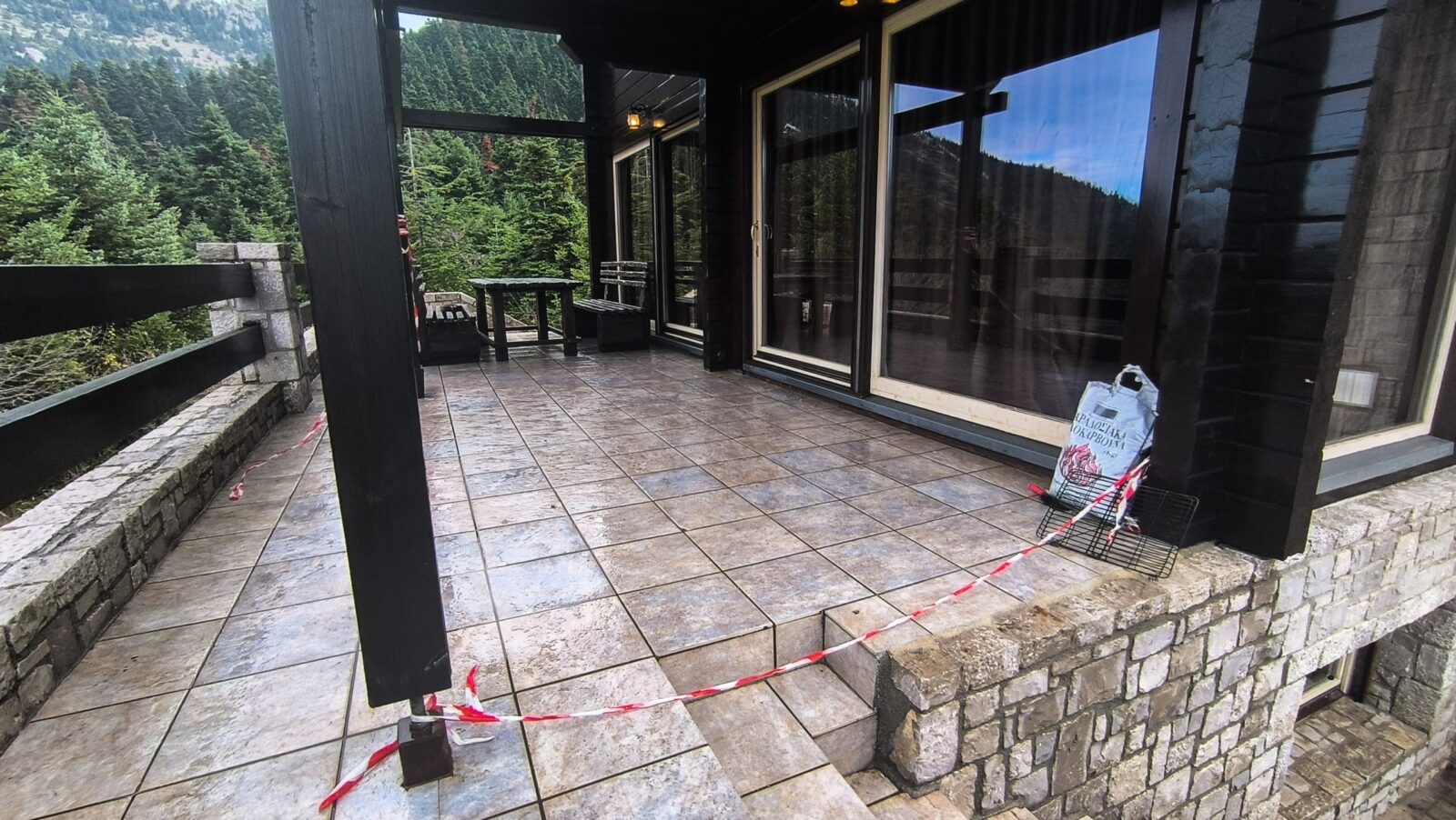 Βοιωτία: Εξετάζεται αν το απανθρακωμένο πτώμα συνδέεται με τη δολοφονία του 42χρονου στην Αράχωβα»