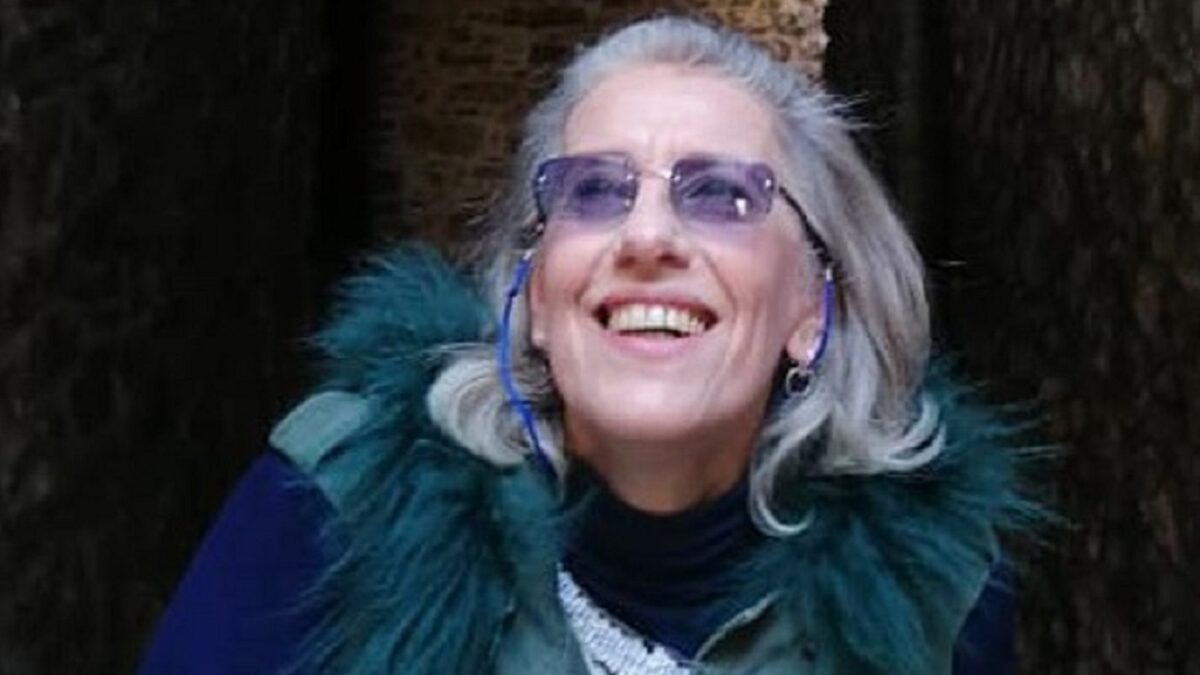 Έφυγε από τη ζωή η δημοσιογράφος Αγγελική Βύζικα σε ηλικία 61 ετών Έφυγε από τη ζωή η δημοσιογράφος Αγγελική Βύζικα σε ηλικία 61 ετών