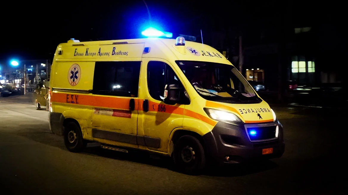 Θανατηφόρο τροχαίο στην παλαιά Εθνική Οδό Θεσσαλονίκης-Βέροιας: Ένας νεκρός και δύο τραυματίες» Θανατηφόρο τροχαίο στην παλαιά Εθνική Οδό Θεσσαλονίκης-Βέροιας: Ένας νεκρός και δύο τραυματίες»