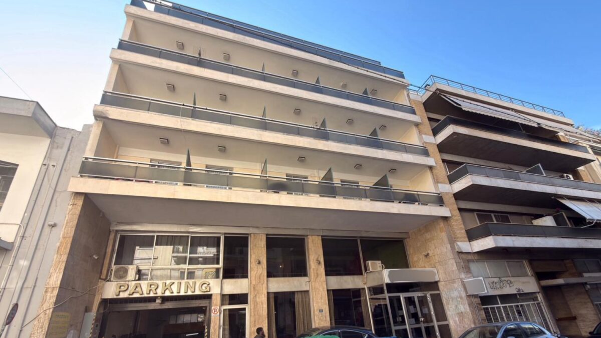 Κυψέλη: Λουκέτο σε γηροκομείο μετά από αυτοψία — Σοβαρές παραλείψεις στη φροντίδα των ηλικιωμένων