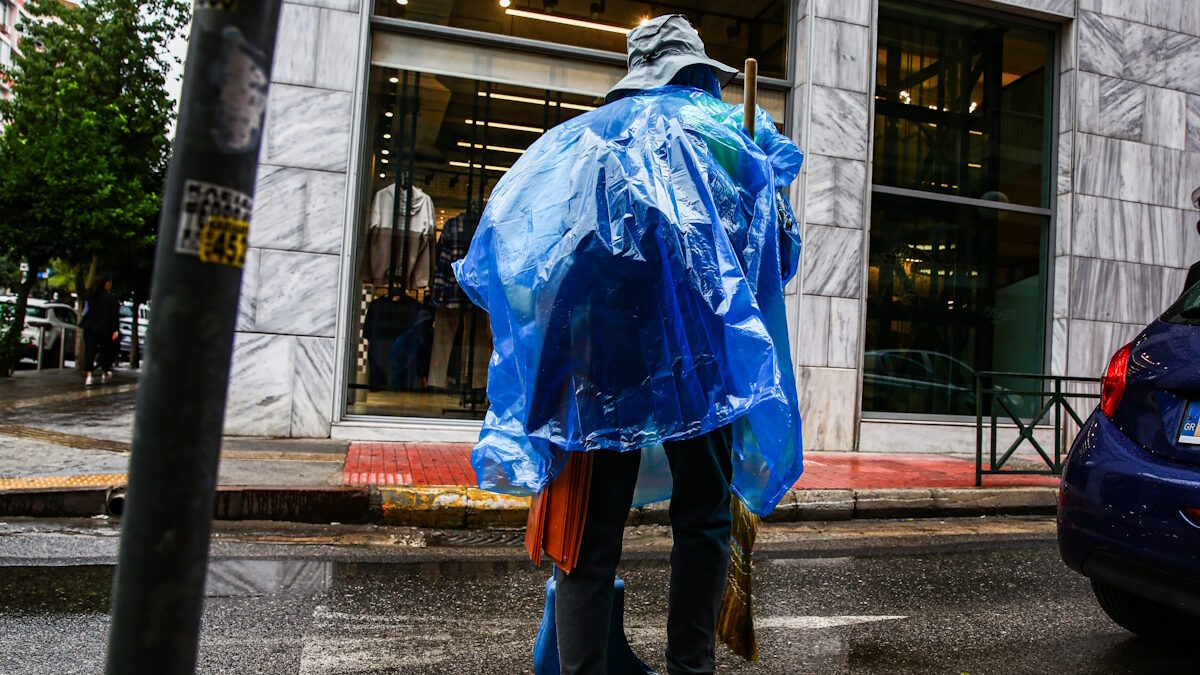 Φθινοπωρινό το σκηνικό σήμερα – Πού θα σημειωθούν βροχές Φθινοπωρινό το σκηνικό σήμερα – Πού θα σημειωθούν βροχές