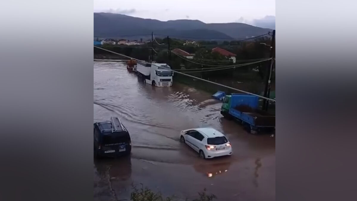 Ισχυρή κακοκαιρία στη Λέσβο: Πλημμύρες σε Καλλονή και Σκάλα, κλειστά σχολεία στα δυτικά