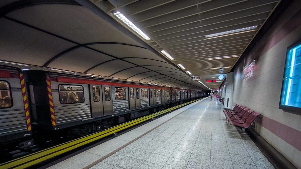 Μετρό: Ξανά σε λειτουργία οι σταθμοί Δάφνη και Αγ. Δημήτριος μετά τη διακοπή ηλεκτροδότησης Μετρό: Ξανά σε λειτουργία οι σταθμοί Δάφνη και Αγ. Δημήτριος μετά τη διακοπή ηλεκτροδότησης