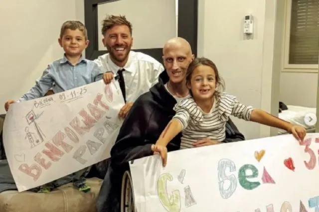 Ο Ιταλός μπασκετμπολίστας επιστρέφει σπίτι του μετά τη μάχη με τη λευχαιμία- Δείτε video Ο Ιταλός μπασκετμπολίστας επιστρέφει σπίτι του μετά τη μάχη με τη λευχαιμία- Δείτε video