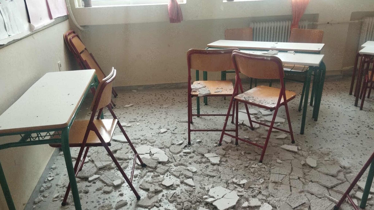 Πόρτο Ράφτη: Κλειστό την Πέμπτη το σχολείο όπου έπεσαν σοβάδες σε μαθητές — Τι αναφέρει ο δήμος