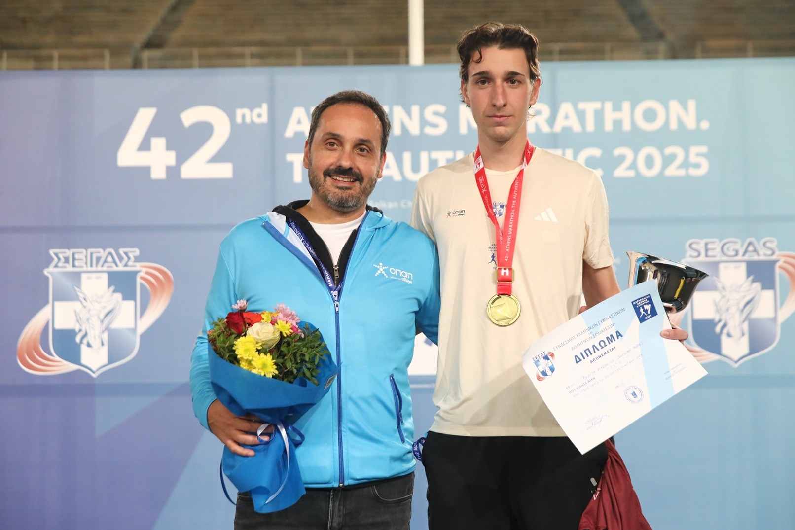 Το μεγαλύτερό βήμα τους μέχρι το επόμενο έκαναν οι δρομείς του 42ου Αυθεντικού Μαραθωνίου της Αθήνας