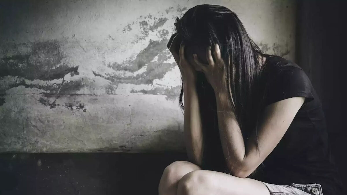 Άλιμος: Άνδρας παρενοχλεί γυναίκες σε δημόσιο χώρο – Σοκαριστικές μαρτυρίες θυμάτων