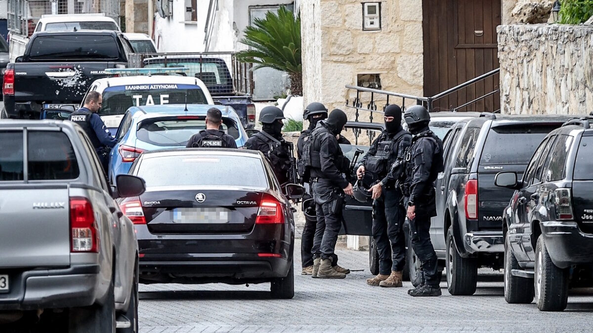 Βορίζια: Παραδόθηκε ο αδερφός της 56χρονης Ευαγγελίας, θύματος του μακελειού