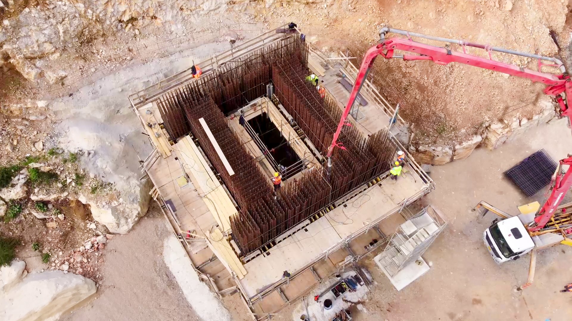 Σε πλήρη εξέλιξη οι εργασίες στον Οδικό Άξονα της Νοτιοδυτικής Πελοποννήσου Σε πλήρη εξέλιξη οι εργασίες στον Οδικό Άξονα της Νοτιοδυτικής Πελοποννήσου