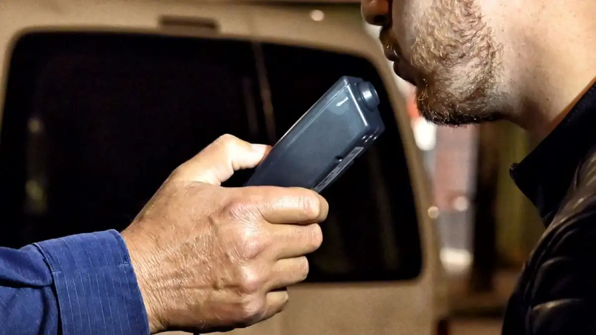 Αττική: 224 οδηγοί πάνω από το όριο αλκοόλ σε μπαράζ ελέγχων – 14 συλλήψεις