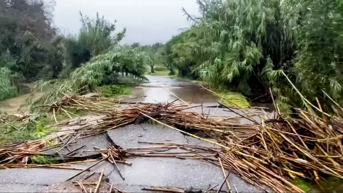 Κακοκαιρία “Byron”: Έκτακτη ανάγκη σε Μέγαρα, Ανατολική Μάνη και Ευρώτα