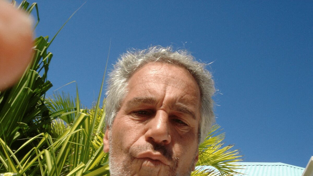 Σάλος γύρω από τον φάκελο Επστάιν: Εξαφανίστηκαν έγγραφα και φωτογραφίες, στο στόχαστρο οι χειρισμοί Τραμπ