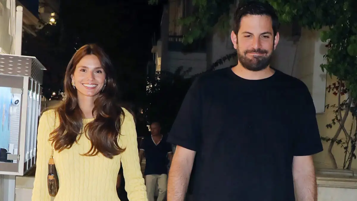 Ηλιάνα Παπαγεωργίου: Πώς θα περάσει τα φετινά Χριστούγεννα με τον Γιάννη Καραβασάνη