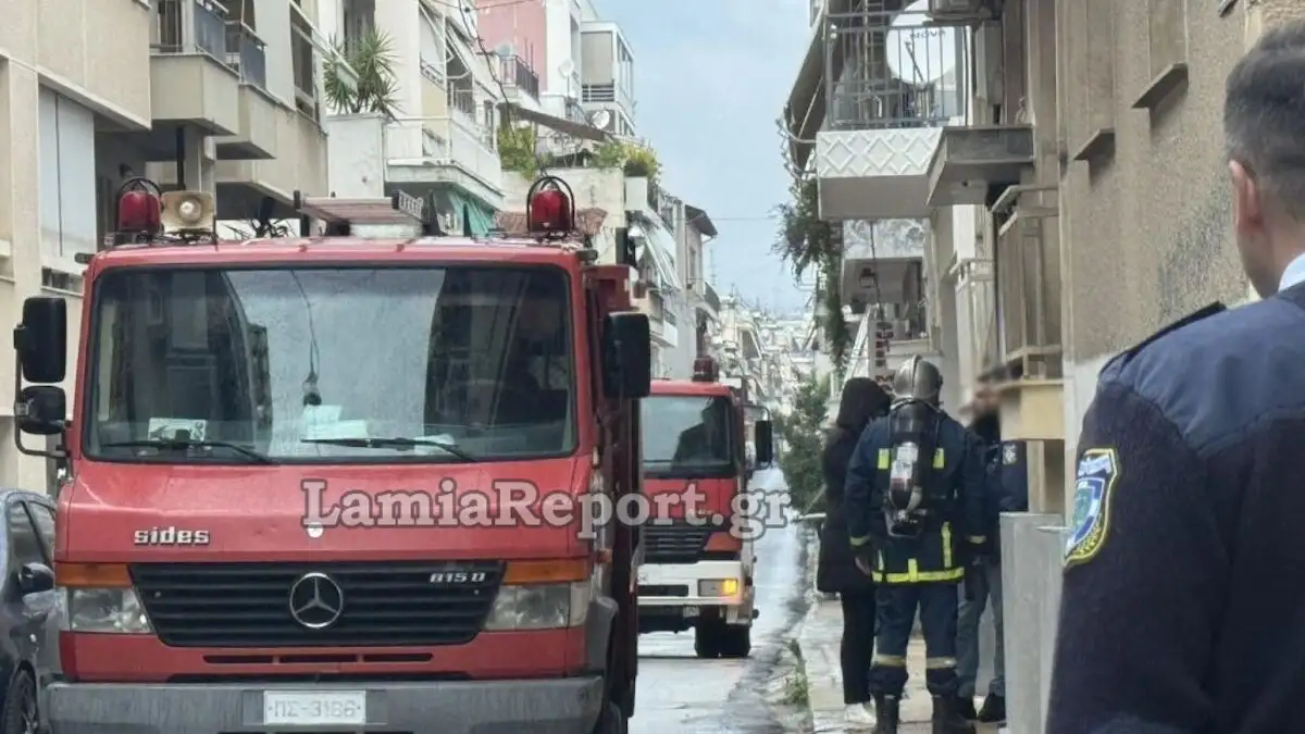 Λαμία: Συναγερμός στις Αρχές μετά από απειλή έκρηξης σε διαμέρισμα – Άνδρας αρνείται να συνεργαστεί