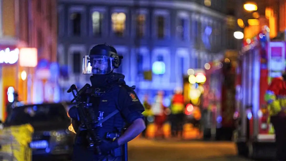 Όσλο: Σύλληψη 19χρονου για τους πυροβολισμούς σε εμπορικό κέντρο – Κανένας τραυματισμός