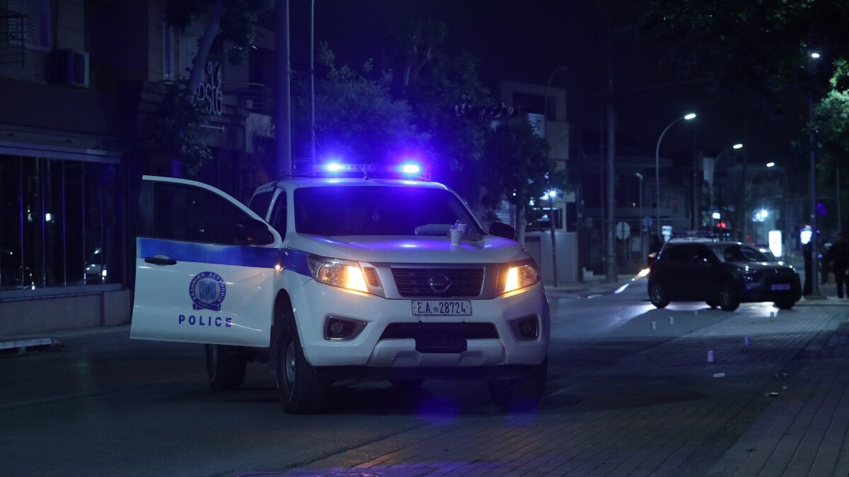 Συναγερμός στα Άνω Λιόσια: Δέκα κάλυκες από πυροβολισμούς στο σημείο