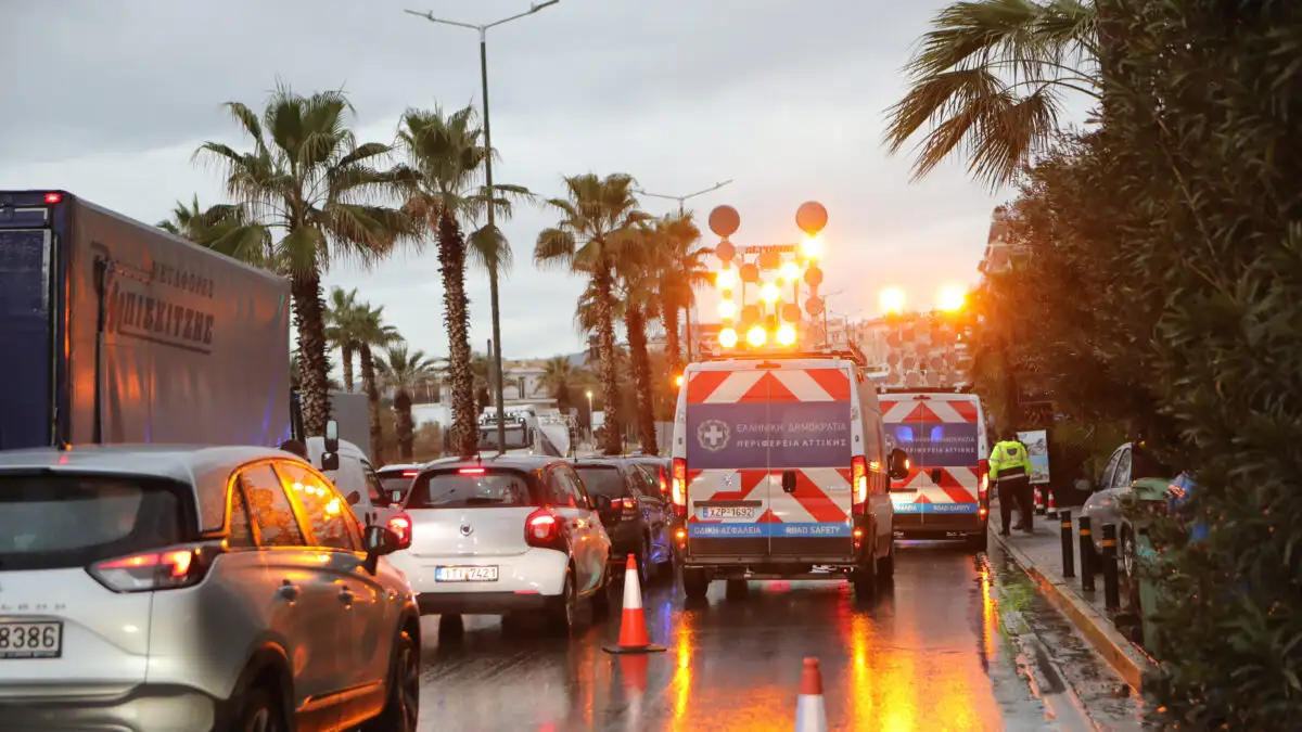 Κακοκαιρία “Byron”: Κυκλοφοριακές ρυθμίσεις στη Νέα Εθνική Οδό Αθηνών–Κορίνθου και κλειστοί δρόμοι σε διάφορες περιοχές
