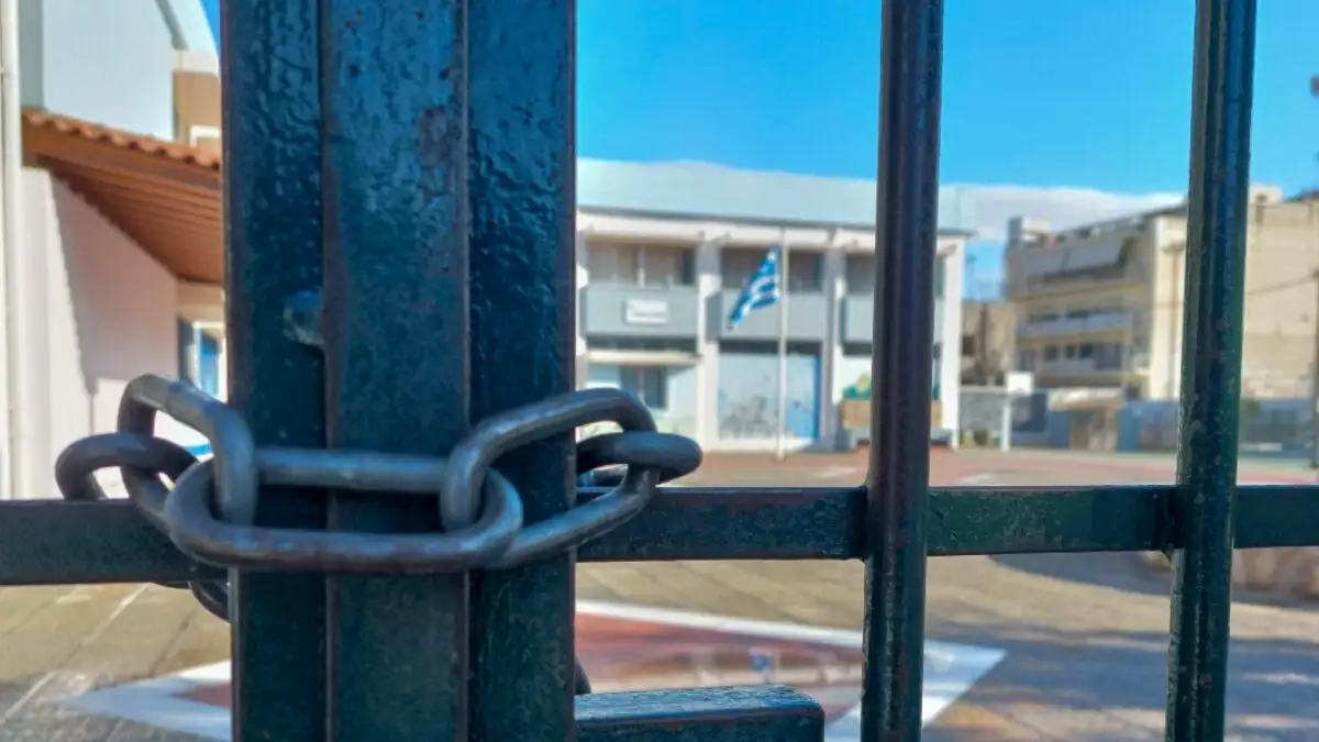 Μαθήματα από απόσταση: Ποιες περιοχές περνούν σε τηλεκπαίδευση λόγω της κακοκαιρίας “Byron”