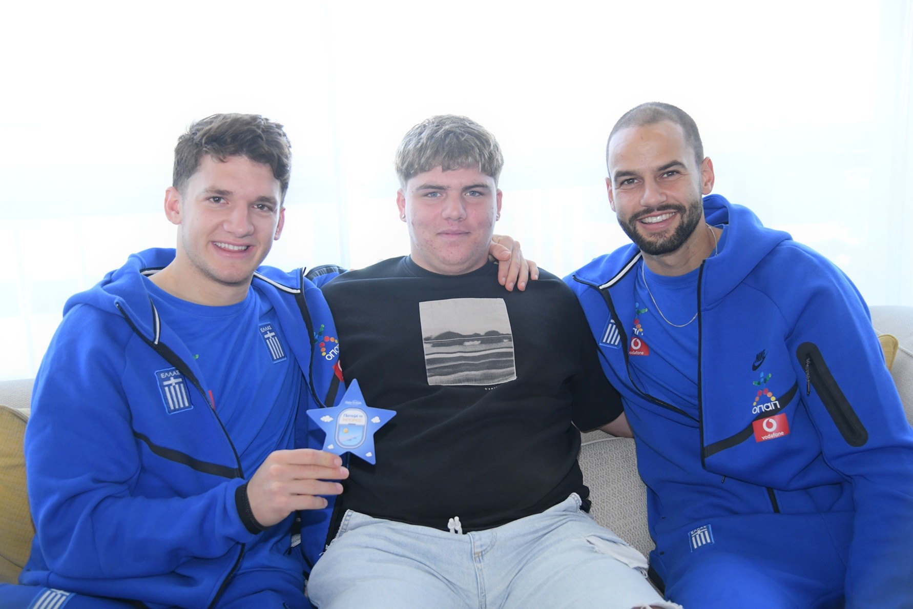 Τζόλης, Τετέι, Ρότα και Χατζηδιάκος έκαναν έκπληξη σε τρία παιδιά από το Make-A-Wish Ελλάδος (vid.)