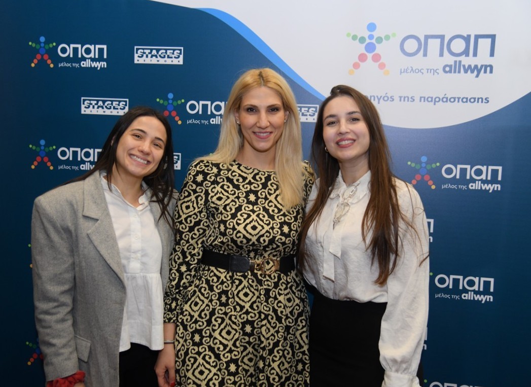 Λαμπερή πρεμιέρα για την παράσταση «Το 5ο Βήμα» στο Θέατρο Μικρό Χόρν με χορηγό τον ΟΠΑΠ Λαμπερή πρεμιέρα για την παράσταση «Το 5ο Βήμα» στο Θέατρο Μικρό Χόρν με χορηγό τον ΟΠΑΠ