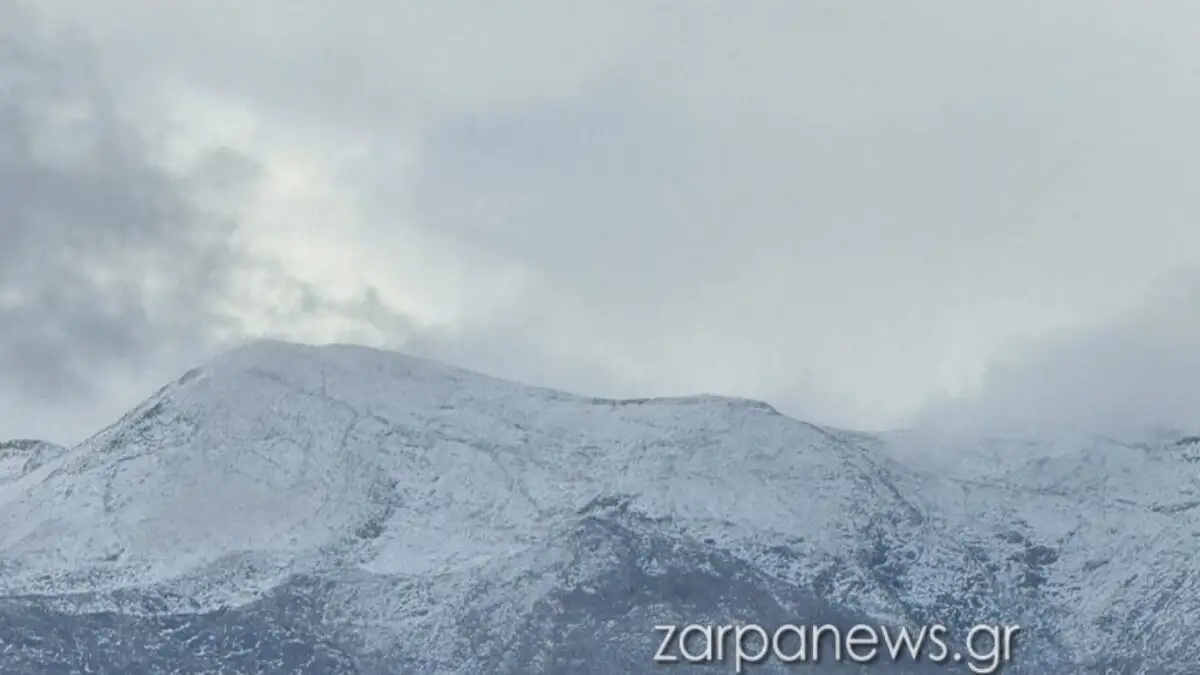 Χειμωνιάτικο τοπίο στον Ομαλό: Πυκνό χιόνι «σκέπασε» τα κρητικά βουνά Χειμωνιάτικο τοπίο στον Ομαλό: Πυκνό χιόνι «σκέπασε» τα κρητικά βουνά