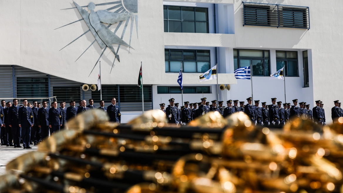 Έκτακτες κρίσεις στις Ένοπλες Δυνάμεις: Αλλαγές στην ηγεσία των ανωτάτων αξιωματικών