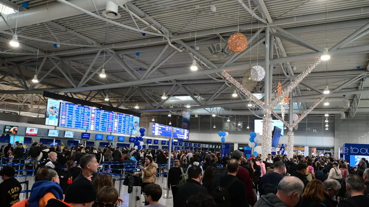 Τεχνική βλάβη ή κυβερνοεπίθεση στο FIR Αθηνών; Ο μυστηριώδης βόμβος και τα 40 «νεκρά» λεπτά