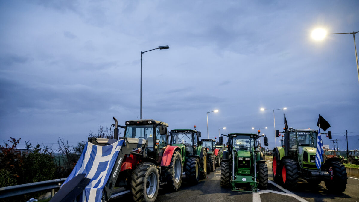 Αγρότες: Κλιμάκωση των κινητοποιήσεων με 48ωρους αποκλεισμούς δρόμων