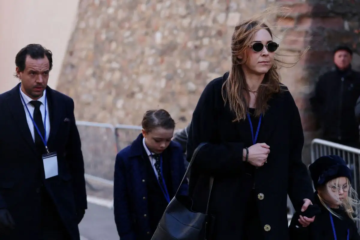 Κηδεία Μπριζίτ Μπαρντό: Στο προσκήνιο ο αποξενωμένος γιος και οι άγνωστες εγγονές της