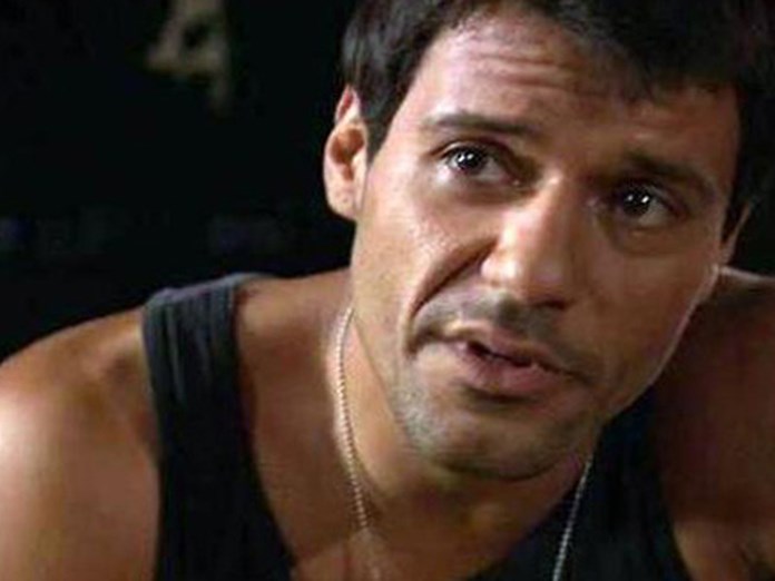 Γιώργος Σεϊταρίδης: Τρία χρόνια παρακαλούσα τη σύζυγό μου να με παντρευτεί