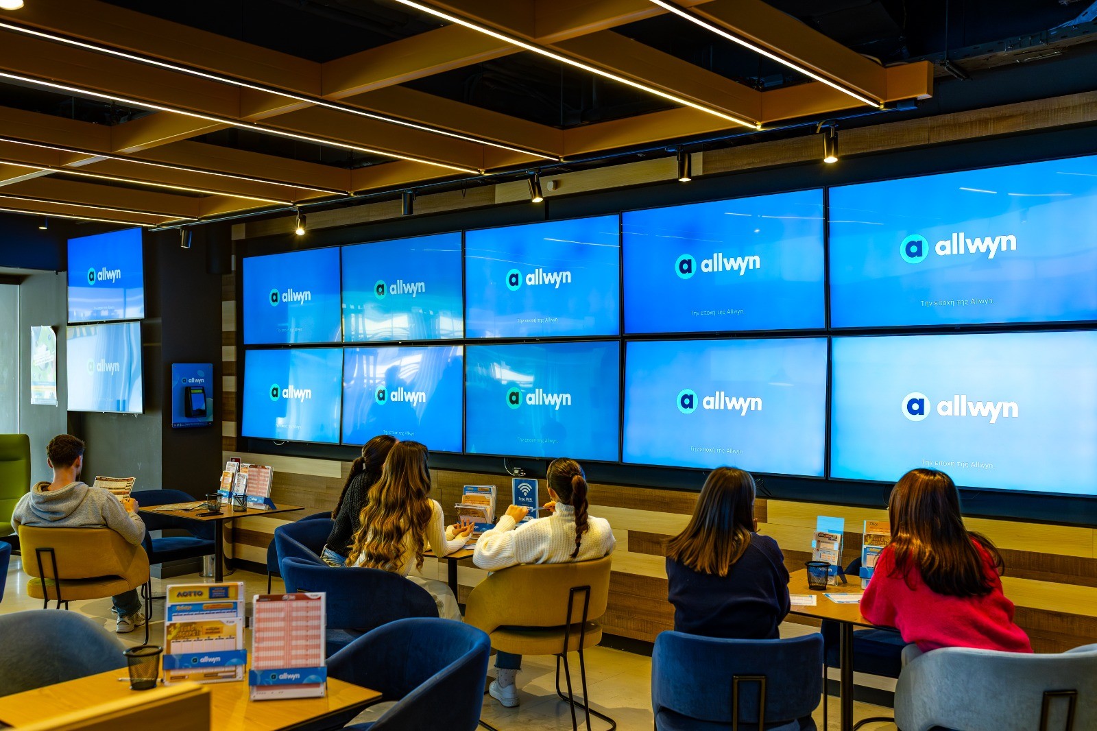 Τα πρώτα καταστήματα Allwyn είναι εδώ – Νέα εποχή για το δίκτυο των καταστημάτων του ΟΠΑΠ Τα πρώτα καταστήματα Allwyn είναι εδώ – Νέα εποχή για το δίκτυο των καταστημάτων του ΟΠΑΠ