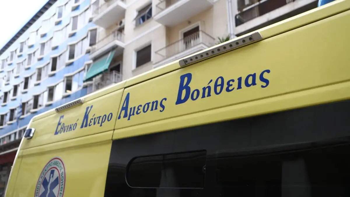 Περιστέρι: Στο νοσοκομείο 13χρονη από κατανάλωση αλκοόλ – Χειροπέδες στον ιδιοκτήτη περιπτέρου