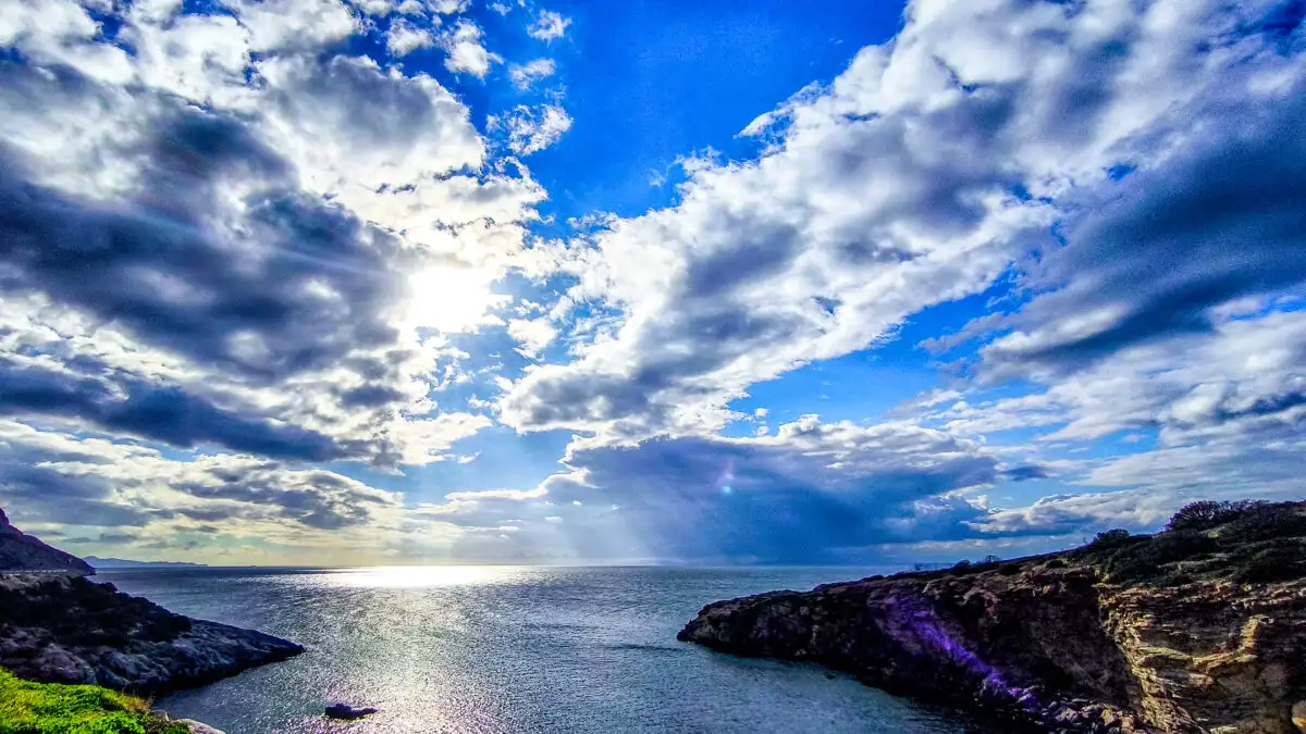 Καιρός Καντέρες: Αλκυονίδες μέρες έως Παρασκευή – Τι περιμένουμε τις επόμενες ημέρες