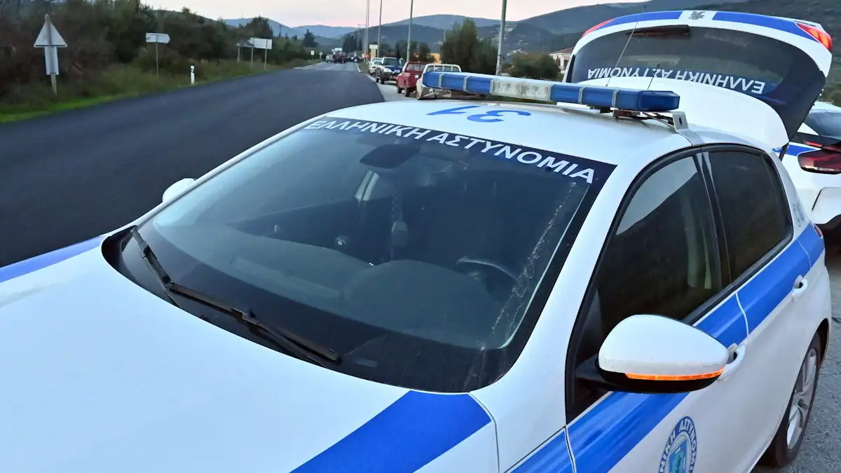 Χαλκιδική: 62χρονος μαχαίρωσε τον συμπέθερό του – Και οι δύο στο νοσοκομείο με ελαφρά τραύματα Χαλκιδική: 62χρονος μαχαίρωσε τον συμπέθερό του – Και οι δύο στο νοσοκομείο με ελαφρά τραύματα