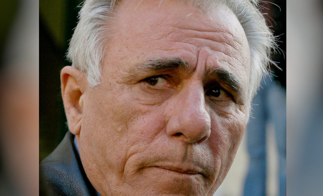 Έφυγε ο Σπύρος Καρατζαφέρης σε ηλικία 88 ετών – Μια ζωή αφιερωμένη στη δημοσιογραφία