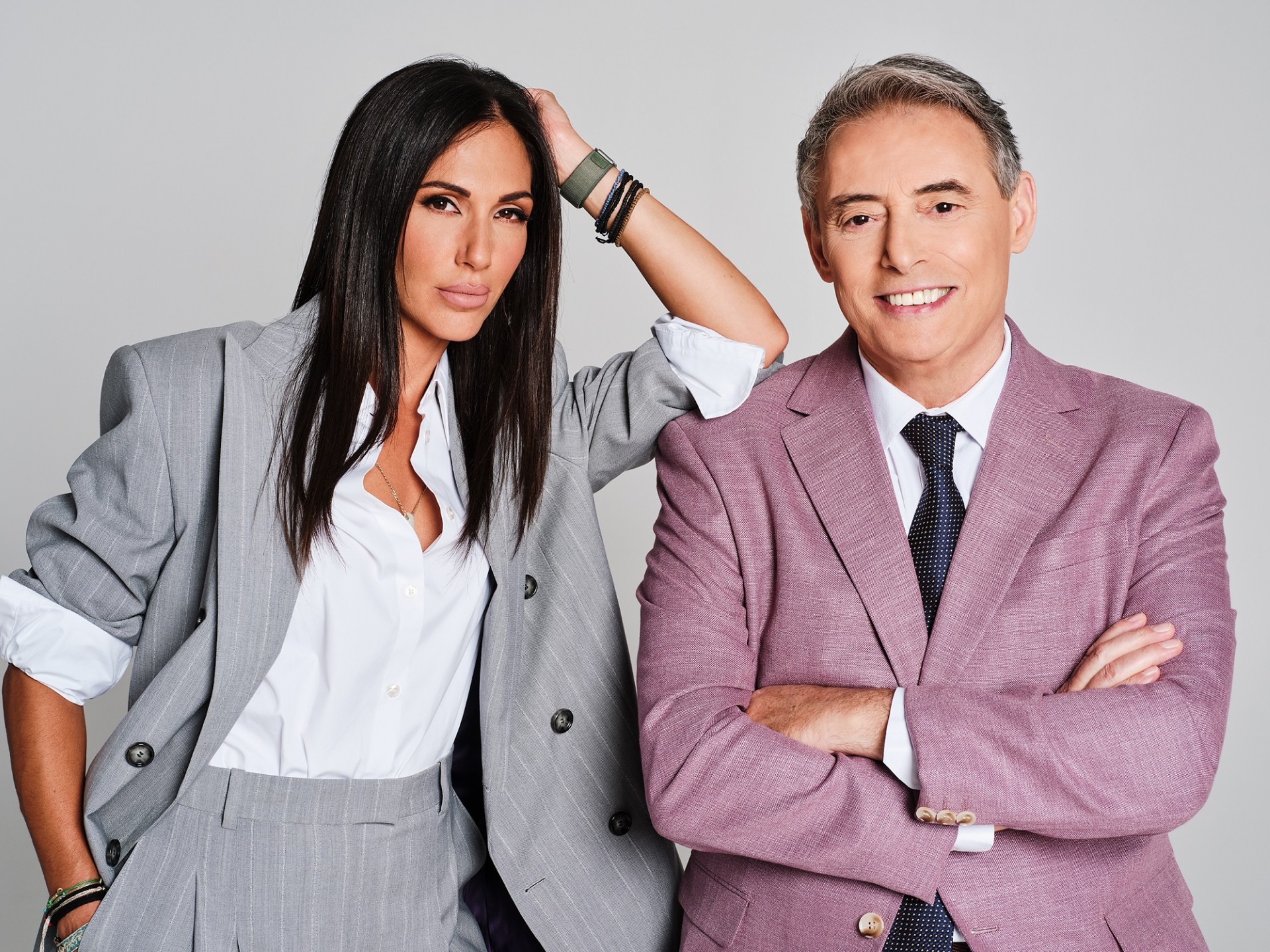 MEGA: Η ΚΥΡΙΑΡΧΗ ΔΥΝΑΜΗ ΤΗΣ ΕΝΗΜΕΡΩΣΗΣ ΚΑΙ ΤΟ 2025