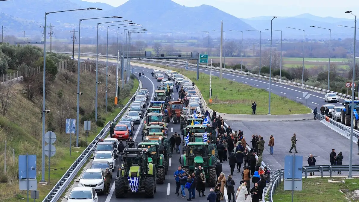 Μήνυμα αυστηρότητας από τον Άρειο Πάγο: Αυτόφωρο για παρεμπόδιση συγκοινωνιών από αγροτικές κινητοποιήσεις