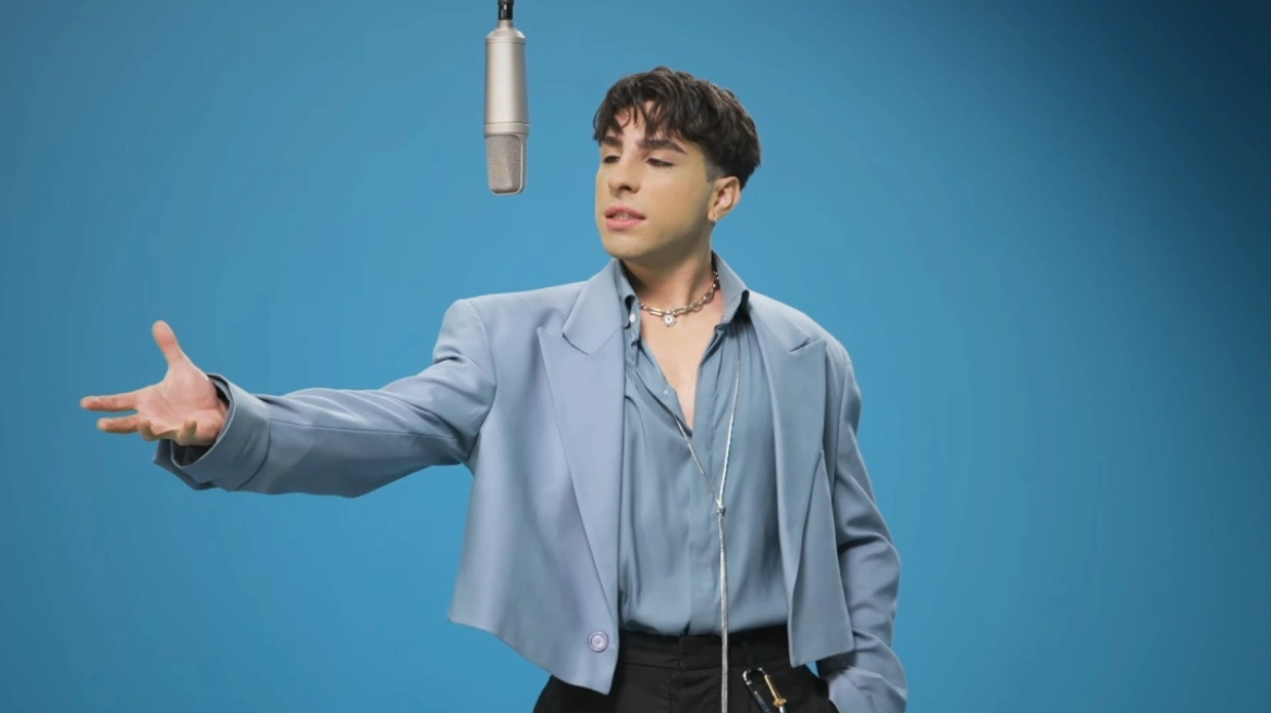 Eurovision: Οι ξένοι φαν «κολλούν» με το «Αστείο» του Zaf