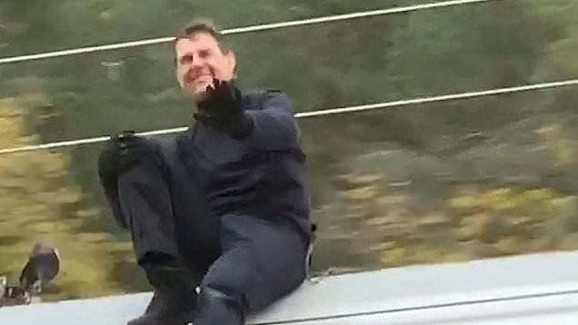 Απρόσμενη συνάντηση με τον Tom Cruise σε τρένο της Νορβηγίας – Στα γυρίσματα νέας ταινίας ο σταρ- Δείτε το video