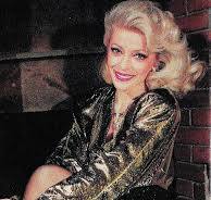 Μαρία Αλιφέρη: «Ζήσαμε δύσκολες και εκβιαστικές συμπεριφορές – η γενιά μας δεν μιλούσε»