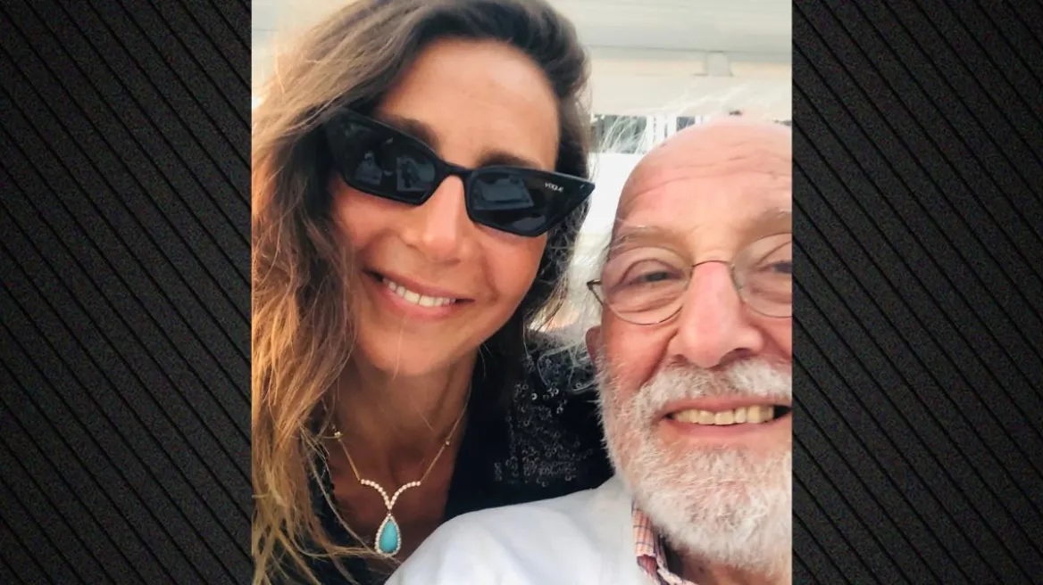 Αίθρα Λυκουρέζου: «Προσπάθησα πολύ να σε αγαπήσω, νομίζω το έχω καταφέρει»