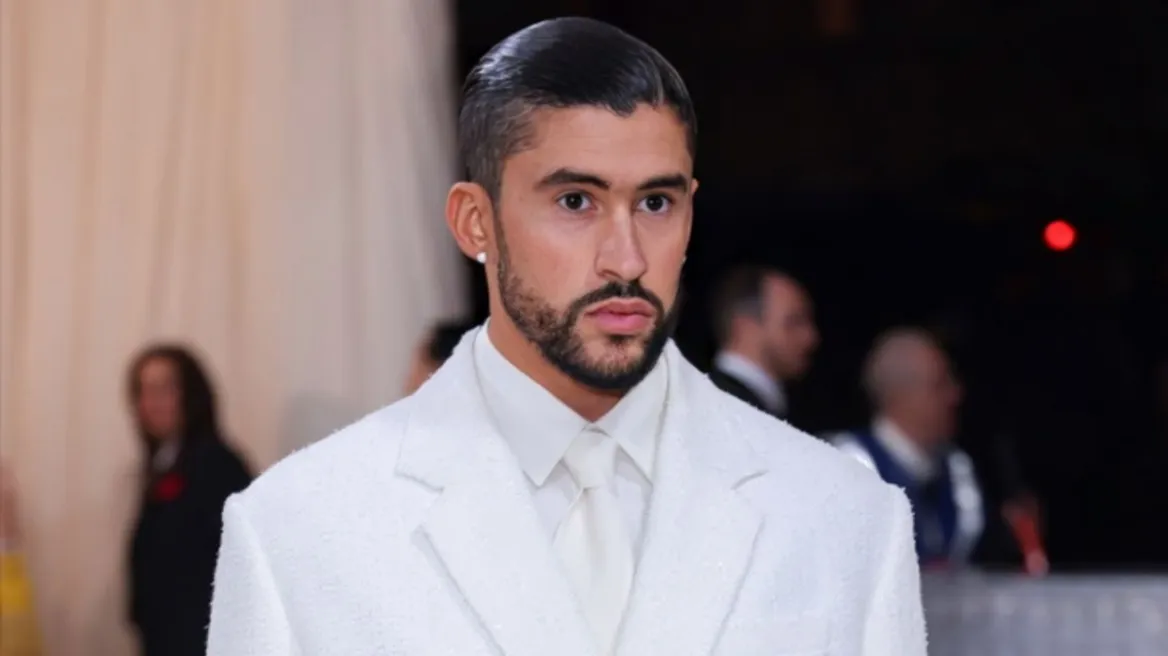 Bad Bunny διέγραψε όλες τις αναρτήσεις και έκανε unfollow – Λευκή σελίδα στο Instagram μετά το Super Bowl
