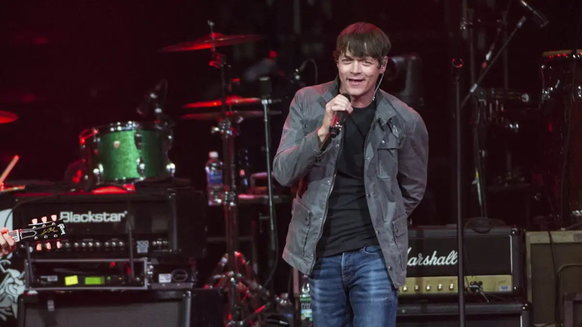 Πέθανε ο Μπραντ Άρνολντ, frontman των 3 Doors Down, σε ηλικία 47 ετών