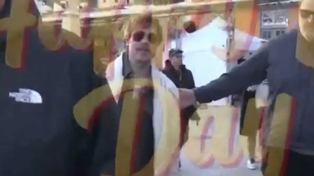 Μπραντ Πιτ: Τα πρώτα πλάνα από την Ύδρα – Ξεκίνησαν τα γυρίσματα της νέας του ταινίας